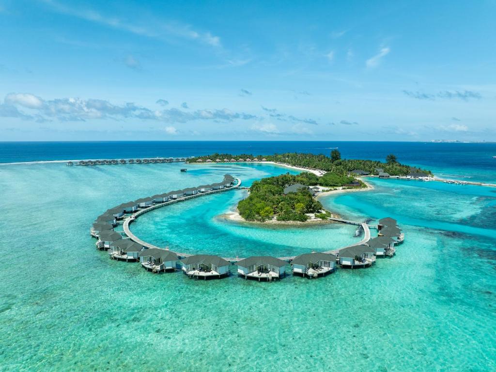 Get Dubai + Maldives Luxury Dream Deal from £2,199pp