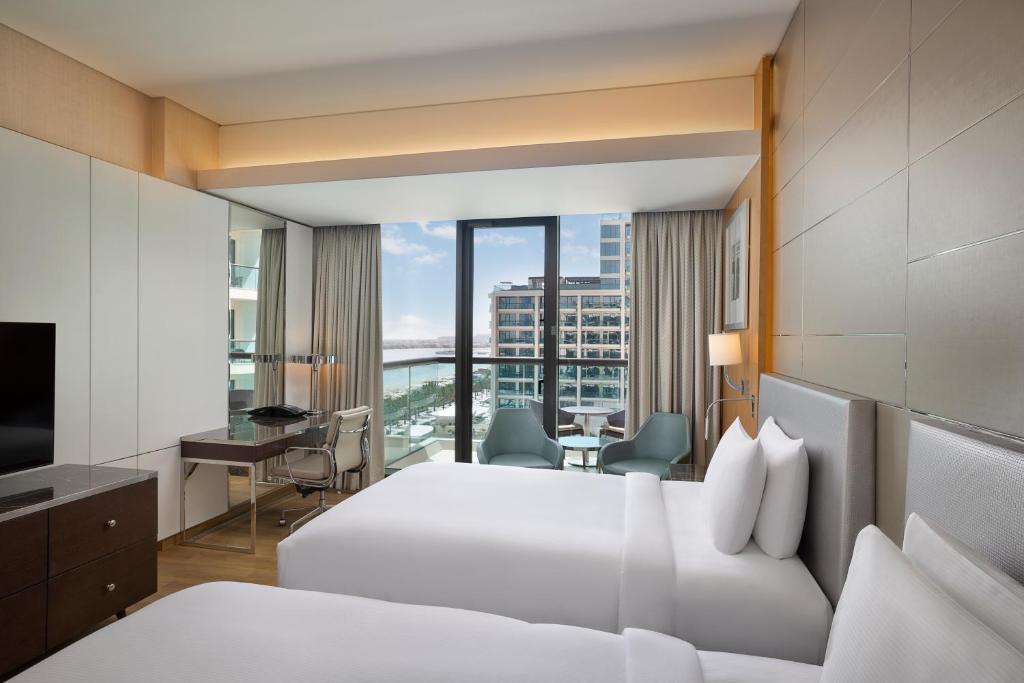 Get Dubai + Maldives Luxury Dream Deal from £2,199pp