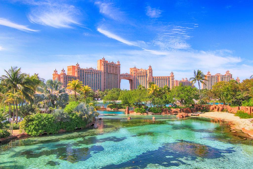 10 nights Holiday Deal in Orlando & Nassau Bahamas on Room Only Basis, Starting from £ 4699 Per Family