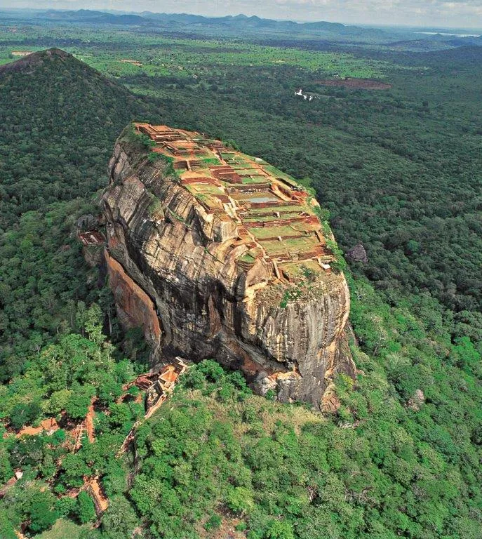 12 Nights Exclusive Sri Lanka Private Tour with Dubai From Only £1849pp (Summer 2026 – June)